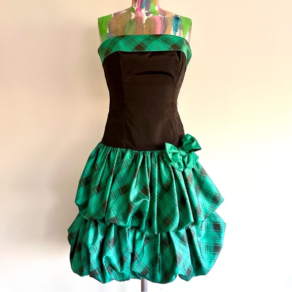 Vintage Dresses & Skirts - 🎵VINTAGE Loralie Green Plaid Bubble Cocktail Strapless Mini Dress